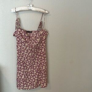 Cute summer dress with flower pattern and fitter bodice